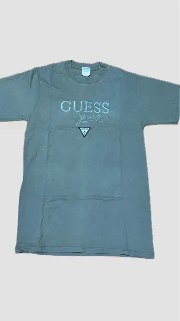 90s sGUESS 자수 로고 T셔츠