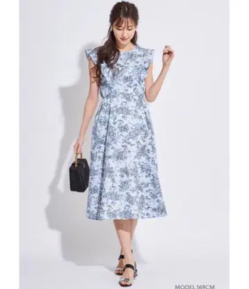 toccocloset 토코 클로젯 롱 원피스 스카이블루 꽃무늬 어깨 프릴