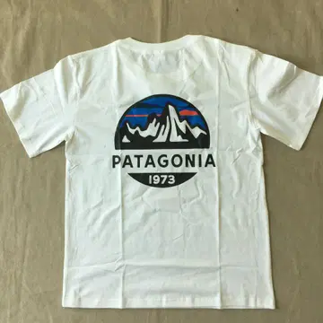PATAGONIA T셔츠 1973년 디자인 화이트 파타고니아 T셔츠