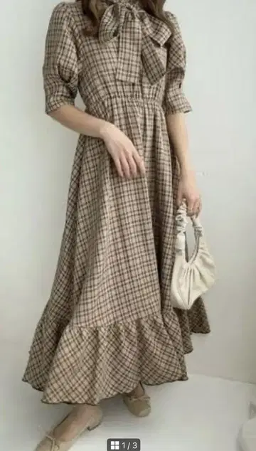 체크 원피스 아이보리 메로우 네온