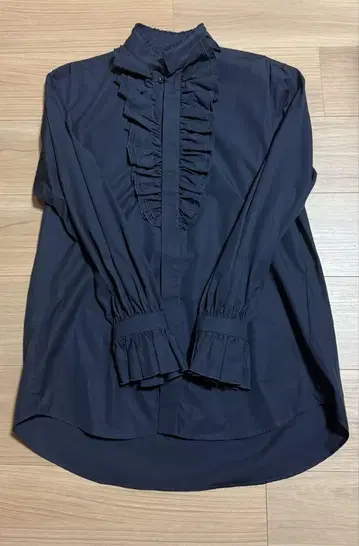 BOURRIENNE PARIS X 브리엔느 프릴 셔츠 네이비