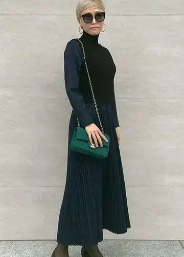 젠느 니트 도킹 플리츠 원피스 M 2200