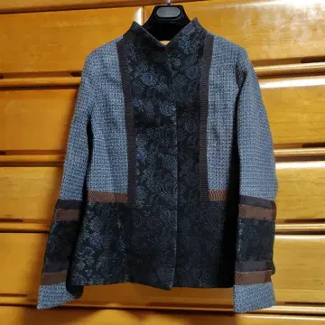 ETRO 파랑과 블랙의 디자인 자켓 미사용 새상품
