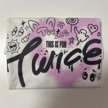 TWICE THIS IS FOUR T셔츠 화이트