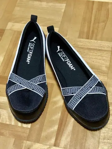 푸마 여성용 슬립온 벨라 플랫 신발 24.5cm