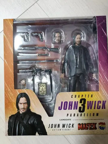 MAFEX 존 윅 챕터 3 파라벨룸 버전