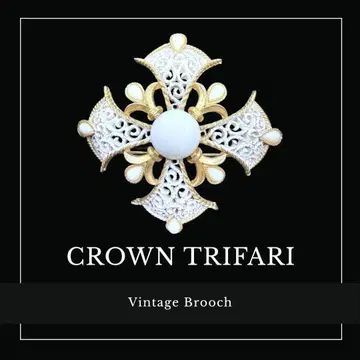 CROWN TRIFARI 말타 크로스 밀크 유리 필리그리 브로치