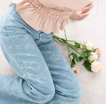 yilon LITTLE ROSE HIGH-WAIST DENIM