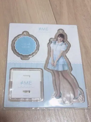 스즈키 히토미 아크릴 스탠드 반짝이는 의상