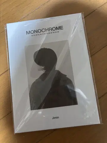 BTS MONOCHROME 엽서북 JIMIN
