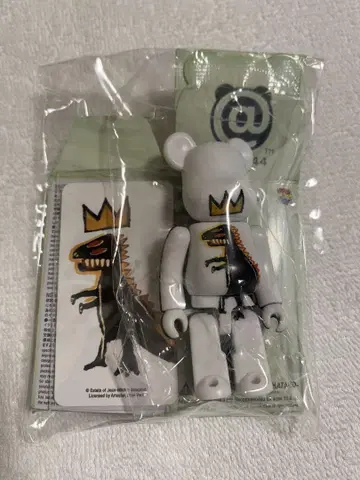 BE@RBRICK 베어브릭 시리즈 44 바스키아