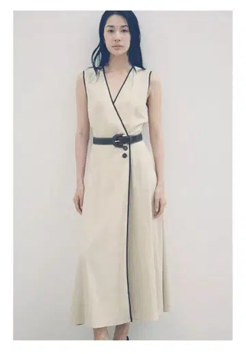 린넨 벨트 포함 원피스 베이지 랩 드레스