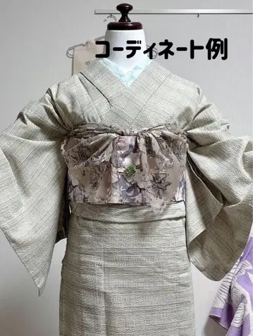 아와 시지라 베이지 단의 기모노