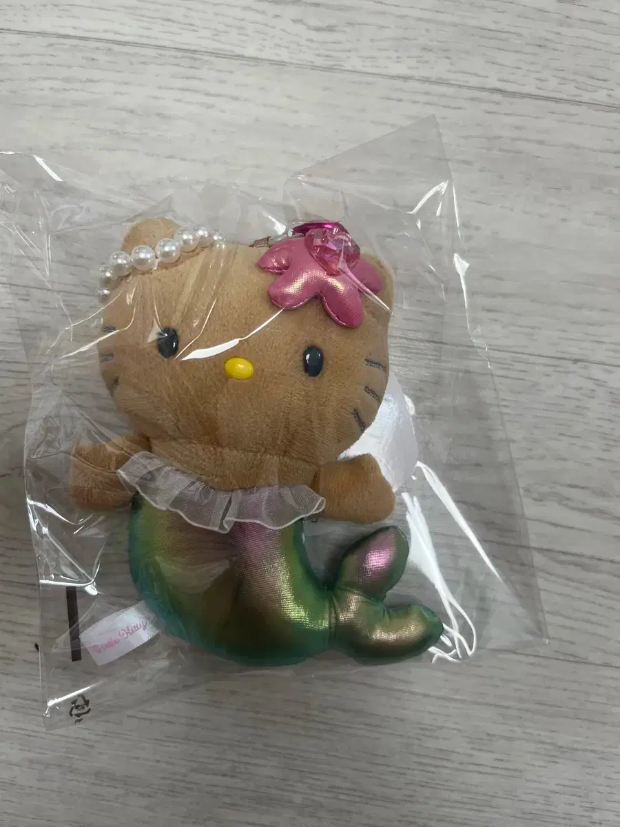 Sanrio Fantasy Mermaid Kitty Keyring Green