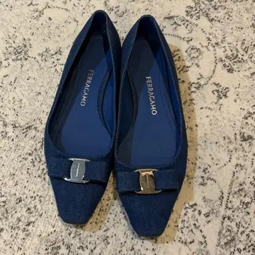 Ferragamo 바라 리본 플랫 펌프스 데님 발레