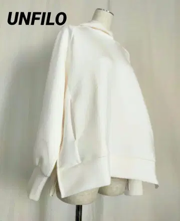 새상품 UNFILO 앙피로 사이드 지퍼 후드 맨투맨 워셔블 화이트 계열