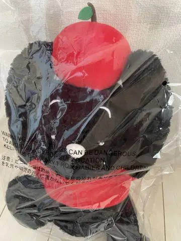 FRAGMENT DESIGN x medicom toy 미개봉품