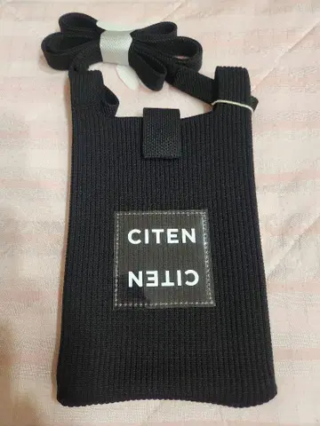 CITEN 니트 클리어 로고 미니 숄더백