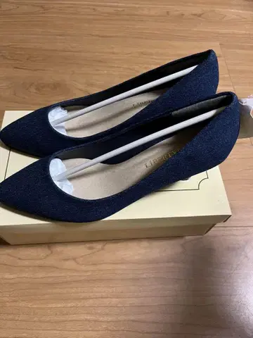 데님 힐 펌프스
