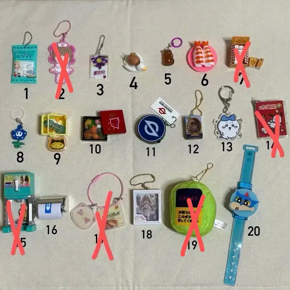 Gacha keychains collection, 3000 won each on Bunjang Global