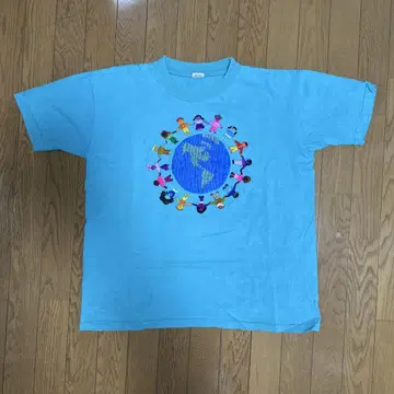 지구와 사람들의 자수 T셔츠 (파랑)
