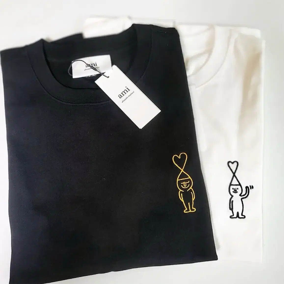 aeae Aeae Dot Small Letter Tee Navy on Bunjang Global Site.