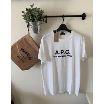 A.P.C. 아페쎄 Logo T셔츠 로고T 로고 자수 반팔