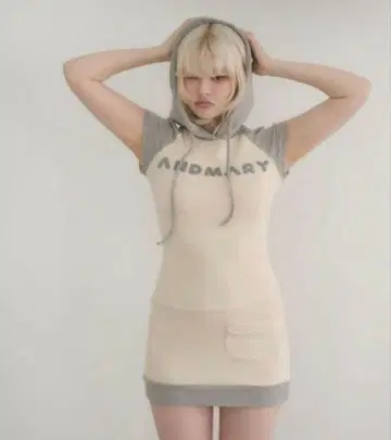 ANOMARY 후드 부착 원피스