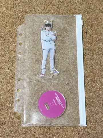 TREASURE 현석 아크릴 스탠드