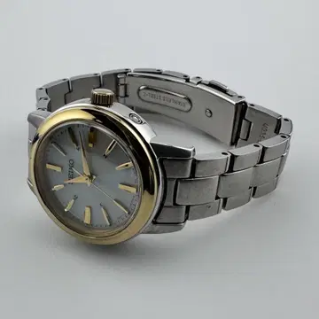 세이코 여성용 손목시계 1B21-0AL0