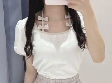 에블린 리본 스톤 T셔츠