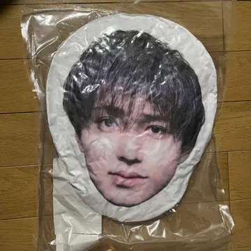 King & Prince와 불꽃놀이 페이스 쿠션 나가세 렌