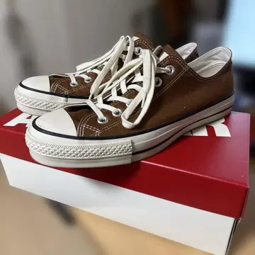 converse 26.5cm