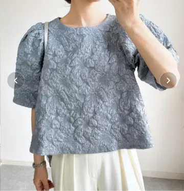 플레어 자카드 상의 블루 M