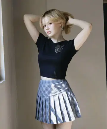 andmary Nini 레이스 탑스 블랙 앤드마리