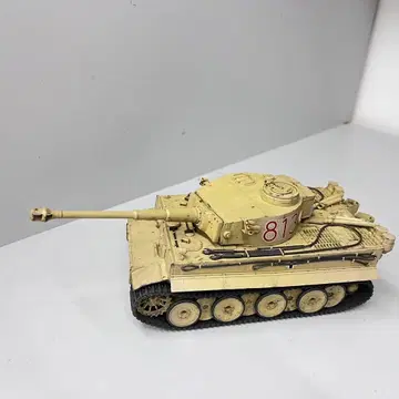 타미야 1/35 스케일 독일 중전차 타이거 I 초기 생산형 완성품
