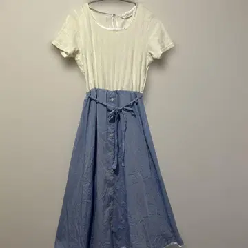 BELLE MAISON 화이트/블루 롱 원피스 반팔 절개 벨트 포함
