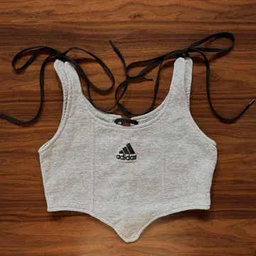 adidas 리메이크 뷔스티에