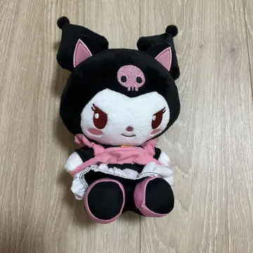 쿠로미 봉제 인형