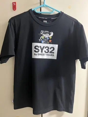 SY32 by SWEET YEARS Metakozo 콜라보 T셔츠