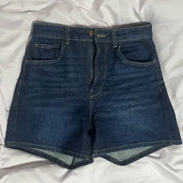 당일 발송 ZARA 다크 데님 숏팬츠 가죽 라벨