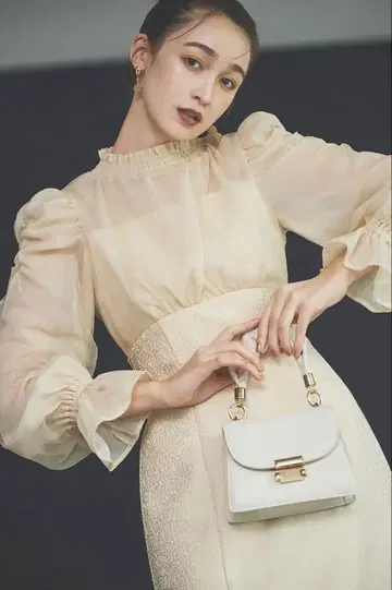 dazzlin 시어 베일 내로우 원피스 M