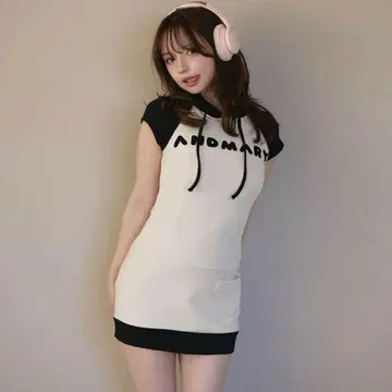 앤드마리 Mary 로고 미니 드레스