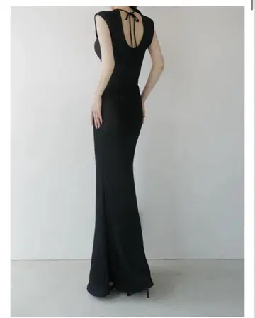 u back hourglass dress