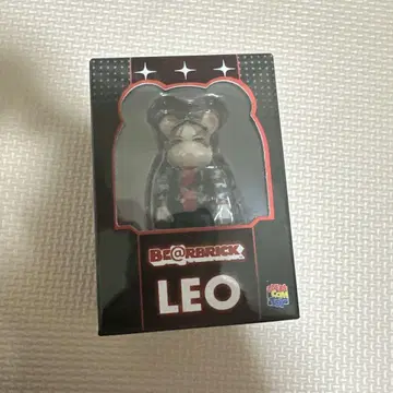BE@RBRICK LEO 베어브릭 야마다 료스케 RED