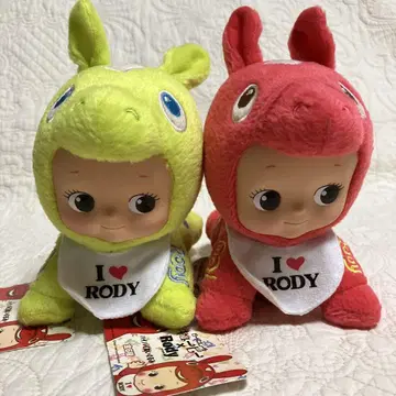 큐피 x Rody 하이하이 봉제 인형 2점