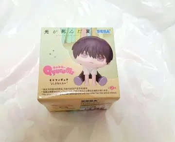 빛이 죽은 여름 요시키 피규어 큐룽하게 쳐다보는 포즈