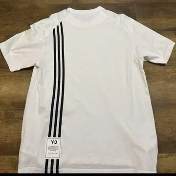 Y-3 쓰리 T셔츠 M 사이즈