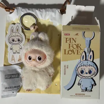 LABUBU 러브러브 봉제 인형 펜던트 PIN FOR LOVE A