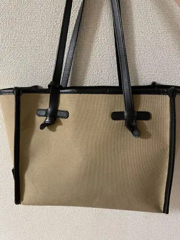 GIANNI CHIARINI 토트백 파우치 포함 토트백